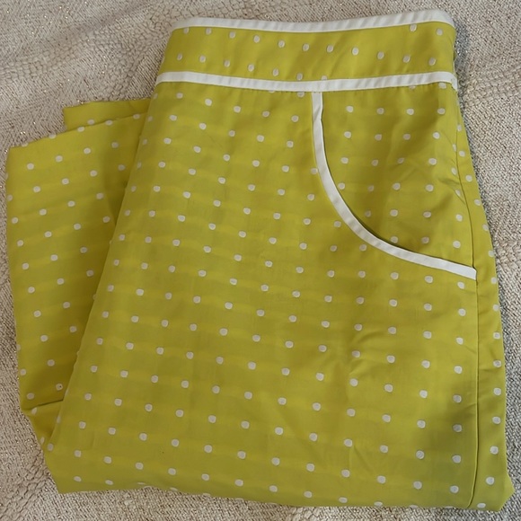 The Limited Polka Dots Embroidered Pencil Skirt in Lemon Yellow Size 6 - Picture 7 of 7